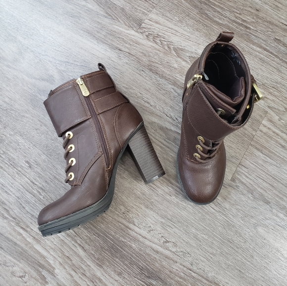 Guess Finlay Stacked Heel Buckle Moto Boot Faux Leather Bootie Zipper Lace Up 6 - Picture 3 of 15